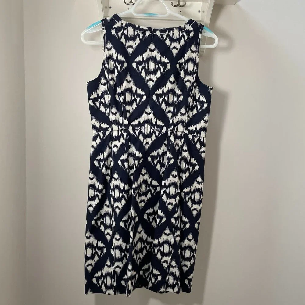 TALBOTS Navy and Beige V-Neck Dress, Womens Size 6 Petite; Ready to Ship - Picture 4 of 16